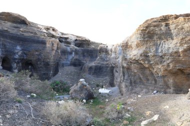 Stratified City, Lanzarote 'daki en eşsiz kaya oluşumlarından biridir.  