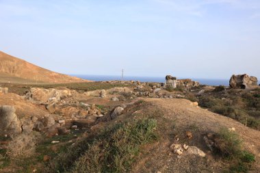 Stratified City, Lanzarote 'daki en eşsiz kaya oluşumlarından biridir.  