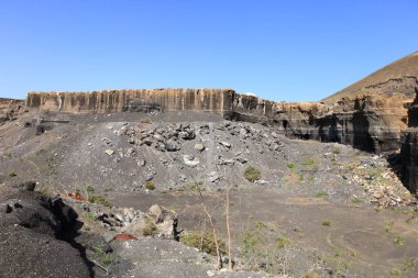 Stratified City, Lanzarote 'daki en eşsiz kaya oluşumlarından biridir.  
