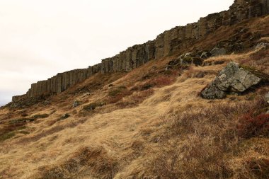 Gerduberg, Batı Peninsula Snaefellsnes 'de yer alan, kaba taneli bir bazalt kaya uçurumu.