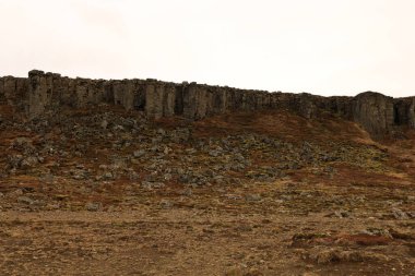 Gerduberg, Batı Peninsula Snaefellsnes 'de yer alan, kaba taneli bir bazalt kaya uçurumu.