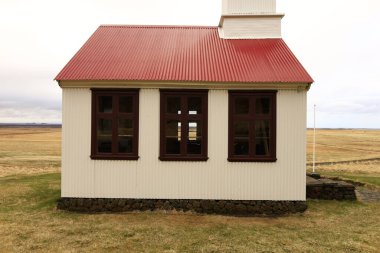 Snaefellsnes Yarımadası 'ndaki Gerduberg Kilisesi' ne bakın.