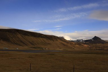 Snaefellsjokull Ulusal Parkı, İzlanda 'nın Snaefellsbaer belediyesine bağlı ulusal park.