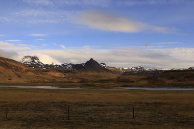 Snaefellsjokull Ulusal Parkı, İzlanda 'nın Snaefellsbaer belediyesine bağlı ulusal park.