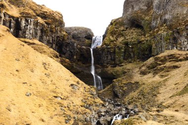 Snaefellsjokull Ulusal Parkı, İzlanda 'nın Snaefellsbaer belediyesine bağlı ulusal park.