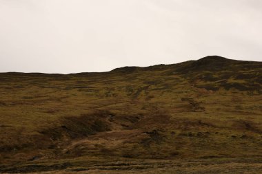 İzlanda 'nın Vesturland bölgesindeki bir dağa bakın.