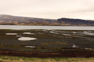 İzlanda 'nın Vesturland bölgesindeki bir dağa bakın.