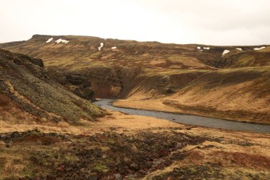 Thingvellir İzlanda 'nın güneybatısında, Reykjavik' in 50 km doğusunda tarihi bir yer ve ulusal park.