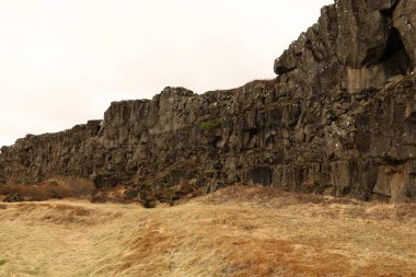 Thingvellir İzlanda 'nın güneybatısında, Reykjavik' in 50 km doğusunda tarihi bir yer ve ulusal park.