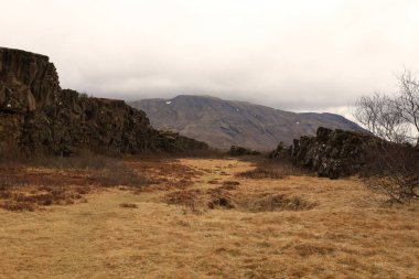 Thingvellir İzlanda 'nın güneybatısında, Reykjavik' in 50 km doğusunda tarihi bir yer ve ulusal park.