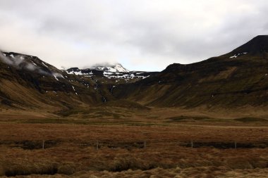 Snaefellsjokull Ulusal Parkı, İzlanda 'nın Snaefellsbaer belediyesine bağlı ulusal park.