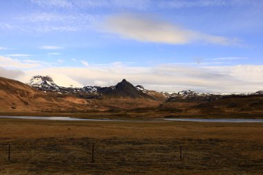Snaefellsjokull Ulusal Parkı, İzlanda 'nın Snaefellsbaer belediyesine bağlı ulusal park.