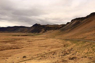 Snaefellsjokull Ulusal Parkı, İzlanda 'nın Snaefellsbaer belediyesine bağlı ulusal park.