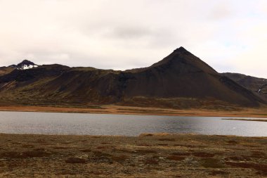 Snaefellsjokull Ulusal Parkı, İzlanda 'nın Snaefellsbaer belediyesine bağlı ulusal park.