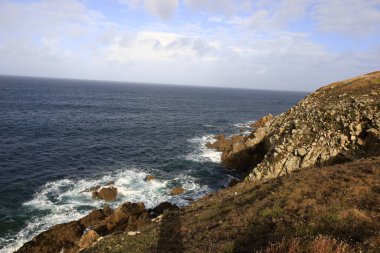 Pointe de Corsen, Fransa 'nın en batı noktasıdır ve Brest' in batısında, Plouarzel Komünü 'nde yer almaktadır.