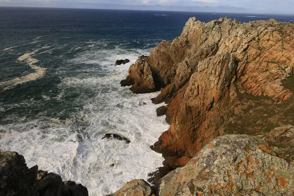 Crozon yarımadası Finistere 'de Brest' in önünde yer almaktadır.