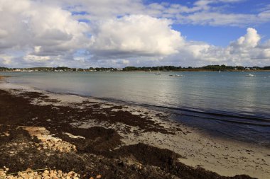 Kerpenhir 'in ucu Locmariaquer kasabasında bulunan bir yarımadadır.