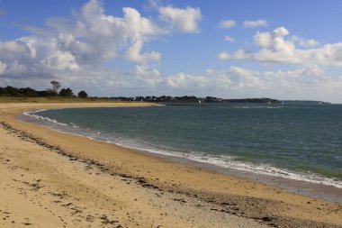 Kerpenhir 'in ucu Locmariaquer kasabasında bulunan bir yarımadadır.