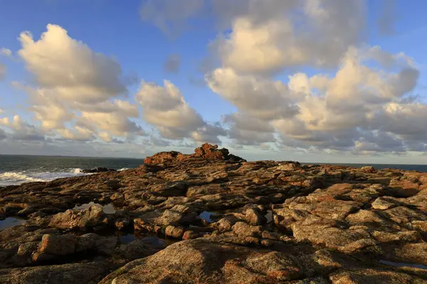 Quiberon Yarımadası Morbihan, Brittany 'de bulunan bir Fransız yarımadasıdır..