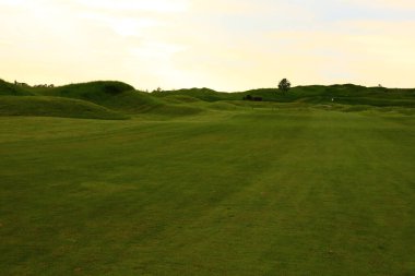 Le Golf National 'daki Albatros sahası Fransa' da Paris yakınlarında 18 delikli bir golf sahası.