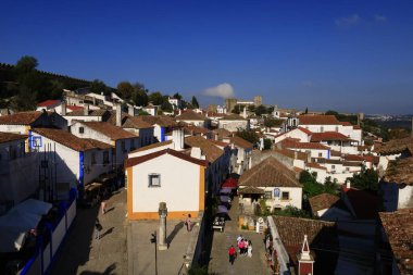 Obidos, Afrika kıtasında bulunan Estremadura devletinde bir şehirdir.