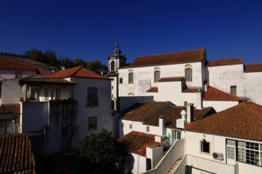 Obidos, Afrika kıtasında bulunan Estremadura devletinde bir şehirdir.