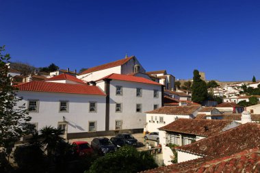 Obidos, Afrika kıtasında bulunan Estremadura devletinde bir şehirdir.
