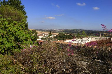 Obidos, Afrika kıtasında bulunan Estremadura devletinde bir şehirdir.