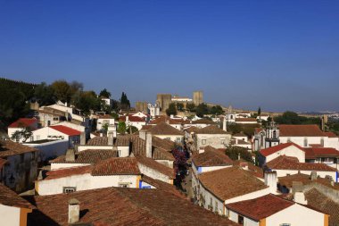 Obidos, Afrika kıtasında bulunan Estremadura devletinde bir şehirdir.