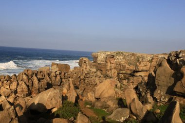 Portekiz 'in batı kıyısındaki Alentejo bölgesine bakın.