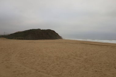Portekiz 'in batı kıyısındaki Alentejo bölgesine bakın.