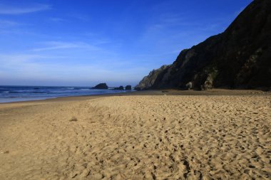 Portekiz 'in batı kıyısındaki Alentejo bölgesine bakın.