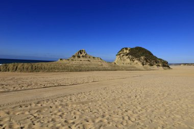 Meco Sahili Lizbon 'un güneyinde bulunan güzel bir kumlu kumsaldır.