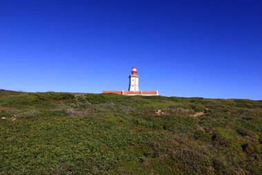 Cape Espichel Portekiz 'in Setbal bölgesinde, Susimbra belediyesinin Castelo kentinin batı kıyısında yer alan bir pelerindir.