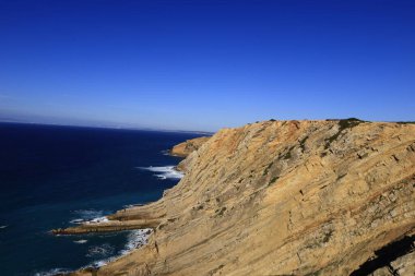 Cape Espichel Portekiz 'in Setbal bölgesinde, Susimbra belediyesinin Castelo kentinin batı kıyısında yer alan bir pelerindir.