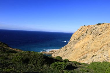 Cape Espichel Portekiz 'in Setbal bölgesinde, Susimbra belediyesinin Castelo kentinin batı kıyısında yer alan bir pelerindir.