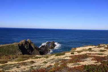 Güneybatı Alentejo ve Vicentine Coast Natural Park, Portekiz 'in güneybatısında yer alan doğal bir parktır..
