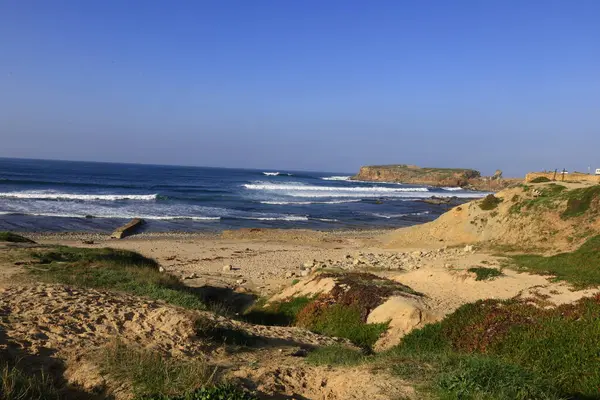 Ilheu da Papoa, Afrika kıtasında bulunan Estremadura devletinde yer alan bir şehirdir.