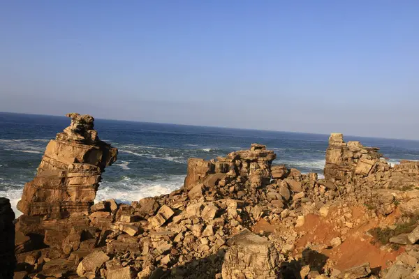 Portekiz 'in batı kıyısındaki Alentejo bölgesine bakın.