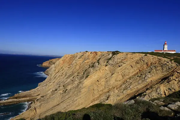 Cape Espichel Portekiz 'in Setbal bölgesinde, Susimbra belediyesinin Castelo kentinin batı kıyısında yer alan bir pelerindir.