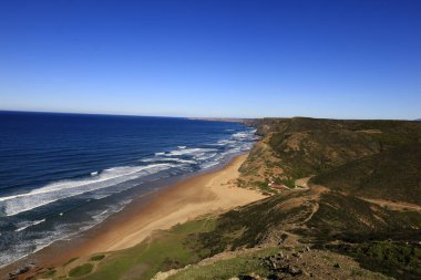 Güneybatı Alentejo ve Vicentine Coast Natural Park, Portekiz 'in güneybatısında yer alan doğal bir parktır..