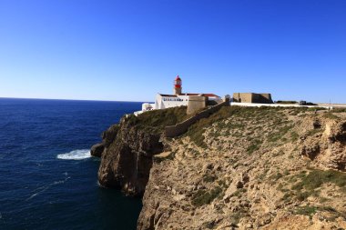 Cape St. Vincent, Portekiz 'in güneyindeki Algarve bölgesinde Vila do Bispo belediyesine bağlı bir burundur.