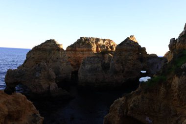 Ponta da Piedade, Portekiz 'in Algarve bölgesinde Lagos kasabasının kıyı şeridi boyunca bir grup kaya oluşumunun yer aldığı bir burundur.