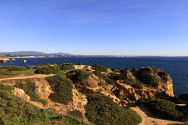 Ponta da Piedade, Portekiz 'in Algarve bölgesinde Lagos kasabasının kıyı şeridi boyunca bir grup kaya oluşumunun yer aldığı bir burundur.