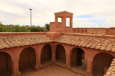 Ouarzazate Sinema Müzesi kapılarını 30 Temmuz 2007 'de açtı, Ouarzazate' deki Taourirte Kasbah 'nın karşısında yer almaktadır.