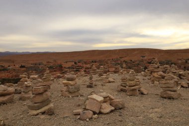 Fas 'taki Sahra ve Marakeş arasındaki eski kervan güzergahı boyunca Ait Benhaddou' dan görüntü.