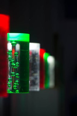 Güneş bahçesi ışıkları dışarıda, güneş tüneli ışıkları güneş akrilik güneş kabarcığı su geçirmez RGB renk değiştiren güneş ışığı