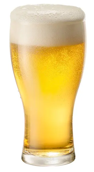 Beyaz arka planda izole edilmiş bira köpüklü bira bardağı. Kesme yolu.