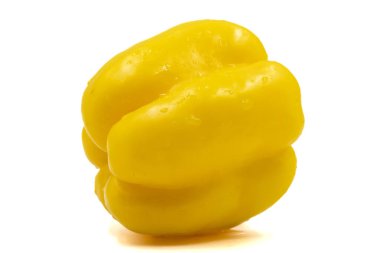 Dolmalık biber beyaz arka planda izole edilmiş. Taze organik sebzeler. Kırpma Yolu. Tam alan derinliği. Kapat.