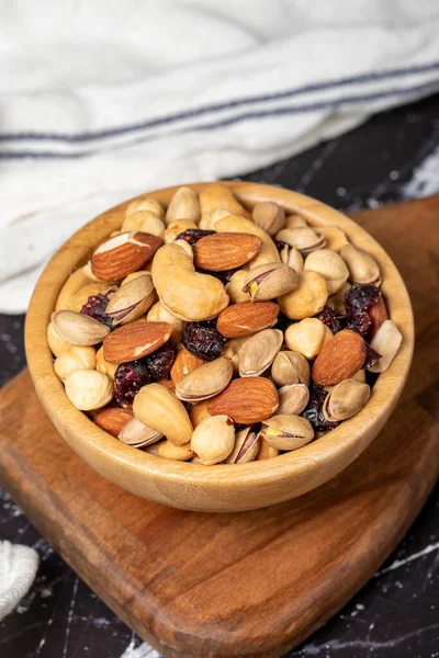 Blandade Nötter Speciella Blandade Nötter Träskål Hasselnöt Mandel Cashew Pistasch — Stockfoto